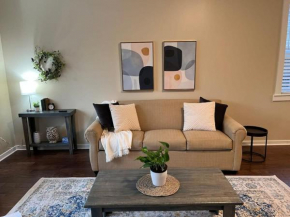 Rockaway Rookwood Retreat- Unit 2